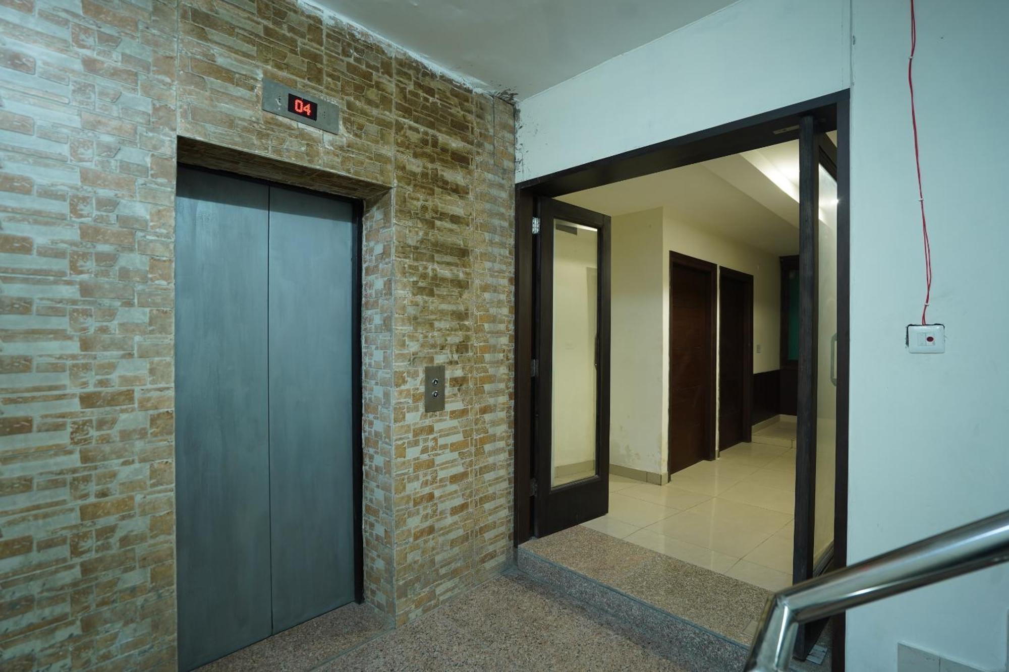 Hotel O Grey Orchid Ludhiana Exterior foto